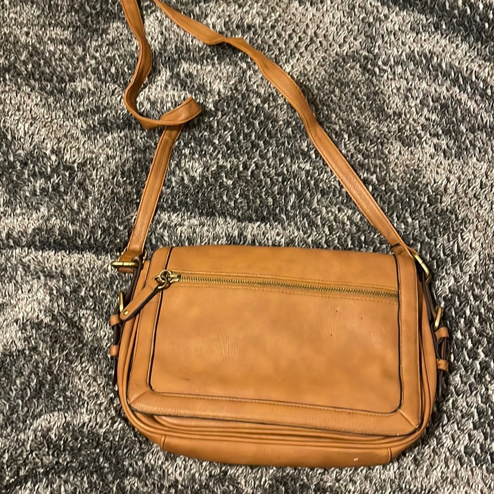 Merona crossbody purse